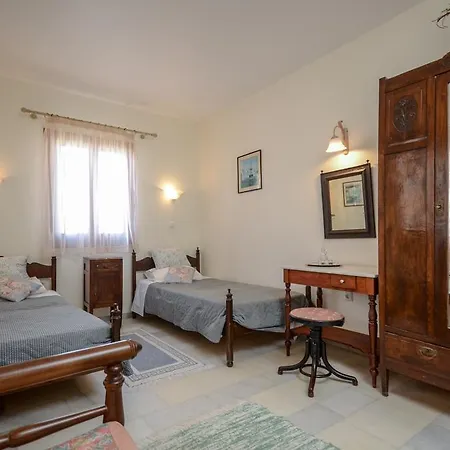 Chateau Zevgoli 酒店