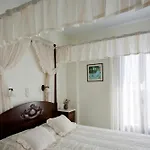 Chateau Zevgoli 2* Naxos City