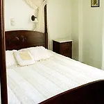 Chateau Zevgoli 호텔 2*