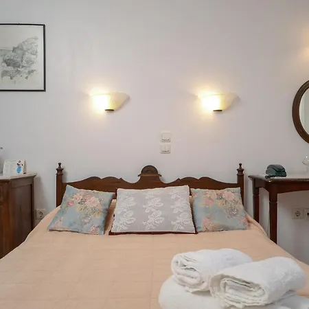 Chateau Zevgoli 호텔 2*