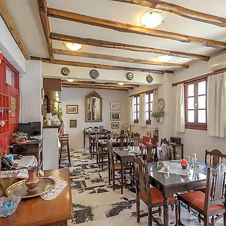 Chateau Zevgoli 2*