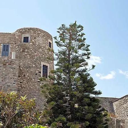 Chateau Zevgoli 2*