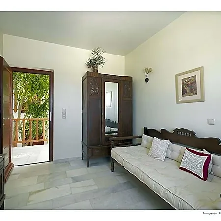 מלון Chateau Zevgoli Naxos City
