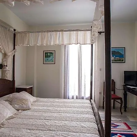 Chateau Zevgoli Naxos City