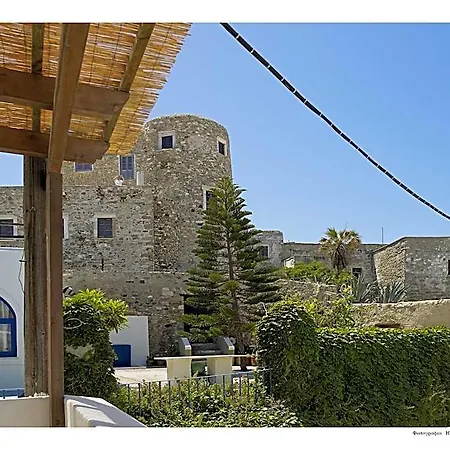 מלון Chateau Zevgoli 2*