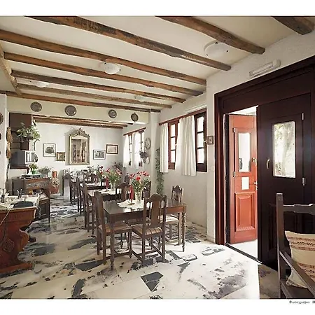 Chateau Zevgoli מלון Naxos City