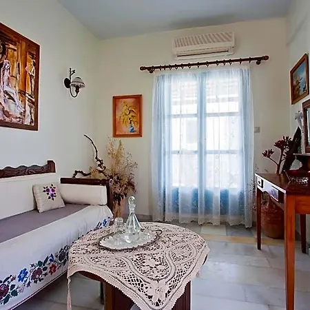 מלון Chateau Zevgoli Naxos City