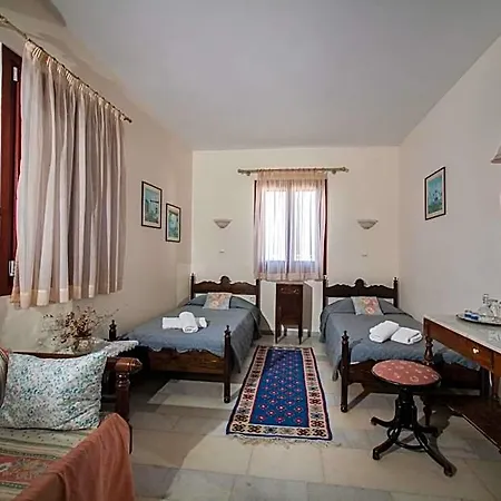 Chateau Zevgoli מלון Naxos City